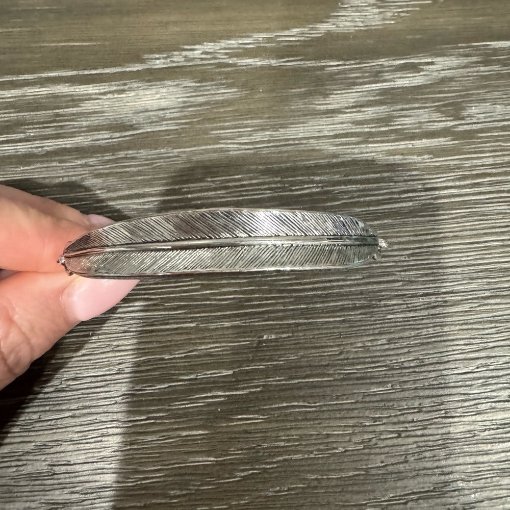 Lia Sophia Silver Feather Design Bracelet